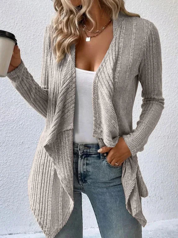 Stickad cardigan för dam – lös långärmad kofta i tidlös design
