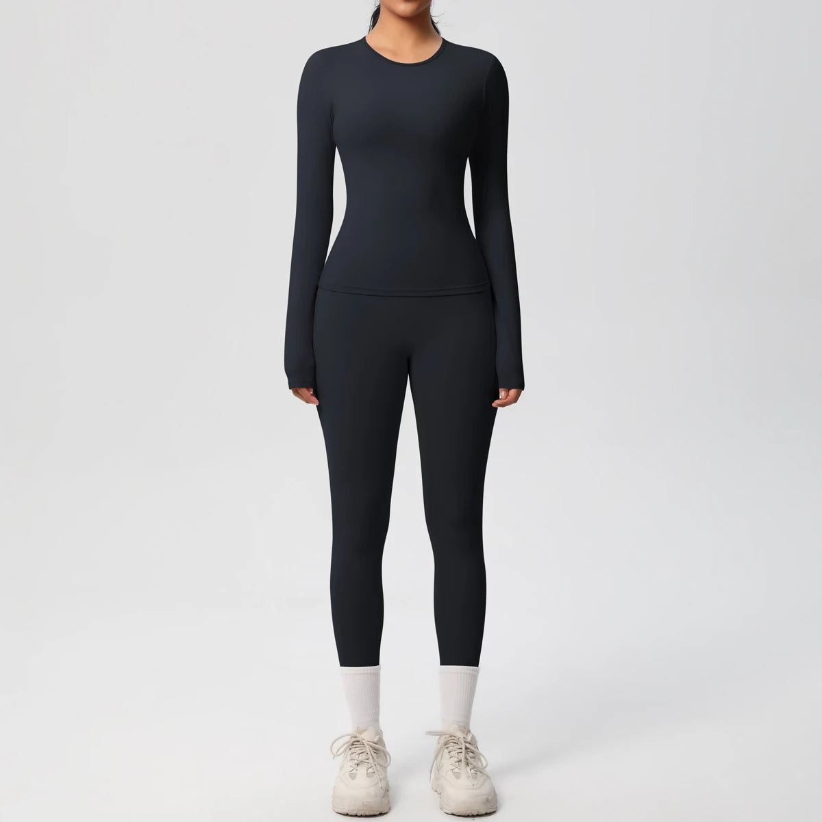 Tvådelat Träningsset för Dam – Långärmad Crop Top och Höga Midjeleggings