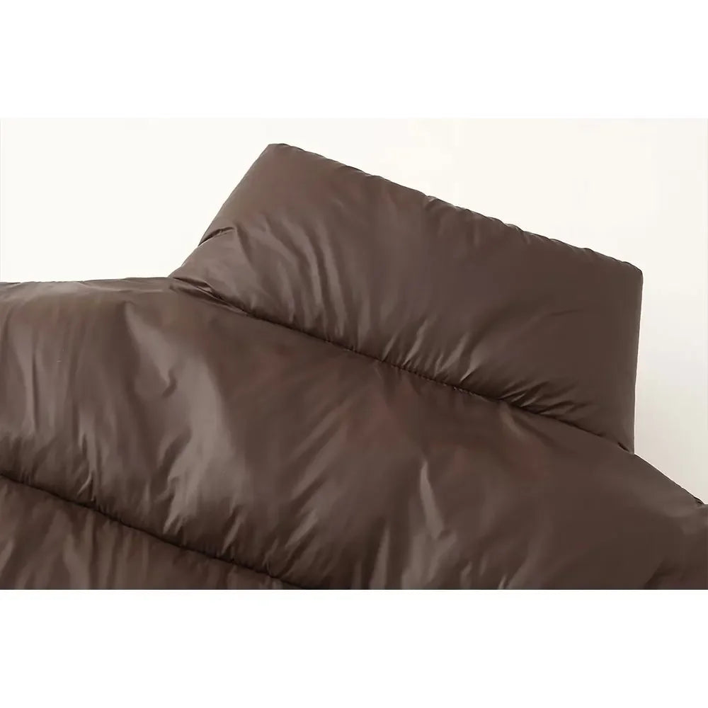 Vinterjacka för Dam – Brun Varm Jacka med Hög Krage och Lång Ärmar i Casual Stil