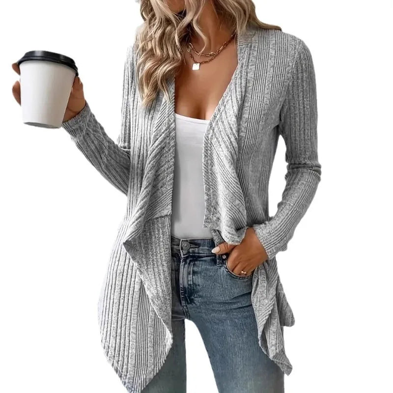 Stickad cardigan för dam – lös långärmad kofta i tidlös design